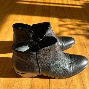 Sam Edelman Black Leather Ankle Booties